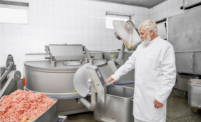 Аппаратчик установки для отделения мяса от кости